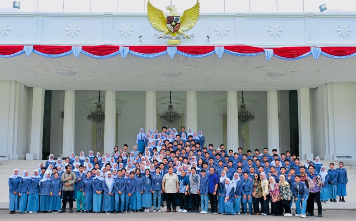 Forum OSIS Jawa Barat (FOJB) di Istana Kepresidenan <b>(Sekretariat Prabowo)</b>