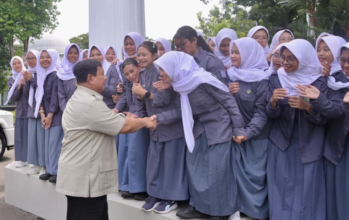 Forum OSIS Jawa Barat (FOJB) di Istana Kepresidenan <b>(Sekretariat Presiden)</b>