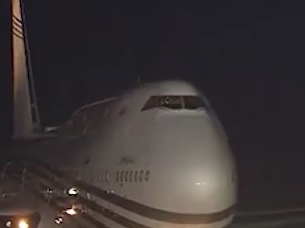 Sultan Brunei Terbangkan Sendiri Boeing 747 ke Cebu untuk Hadiri KTT ASEAN 2026 <b>(Istimewa)</b>