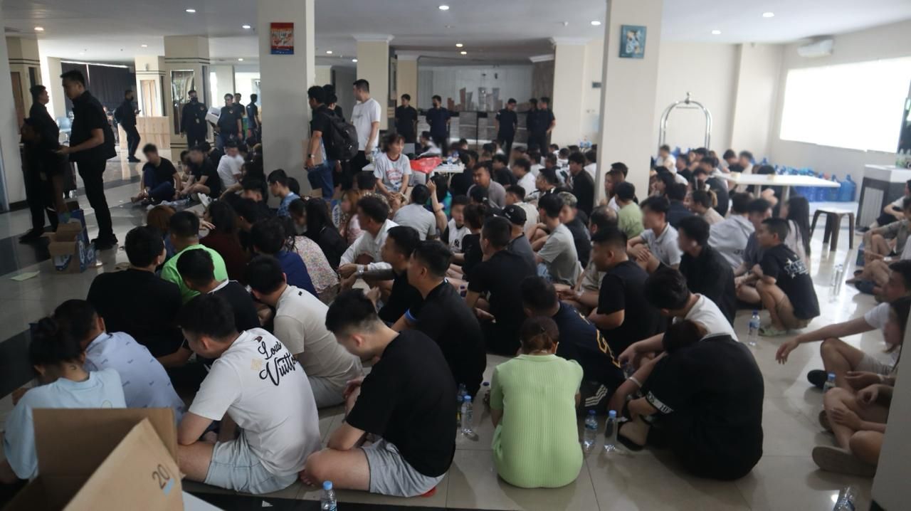 Imigrasi Ringkus 210 WNA Terduga Pelaku Penipuan Investasi Daring di Batam  <b>(Imigrasi)</b>