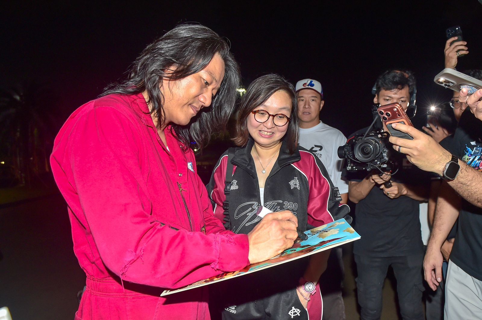 Wakil Menteri Ekonomi Kreatif, Irene Umar, memfasilitasi kunjungan aktor dan sineas internasional, Sung Kang untuk menjelajahi Jakarta melalui kegiatan &ldquo;Night Drive&rdquo;, Jakarta, Senin 11 Mei 2026. <b>(Istimewa)</b>