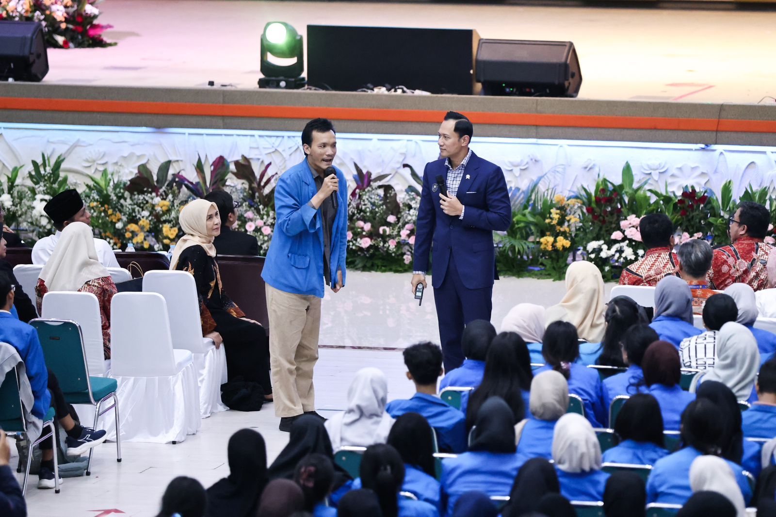 AHY saat menjadi pembicara dalam Seminar Nasional bertema Young Leadership for Sustainable Future di Universitas Pamulang Kampus Viktor, Tangerang Selatan, Senin, 25 Mei 2026. <b>(Kemenkoinfra)</b>
