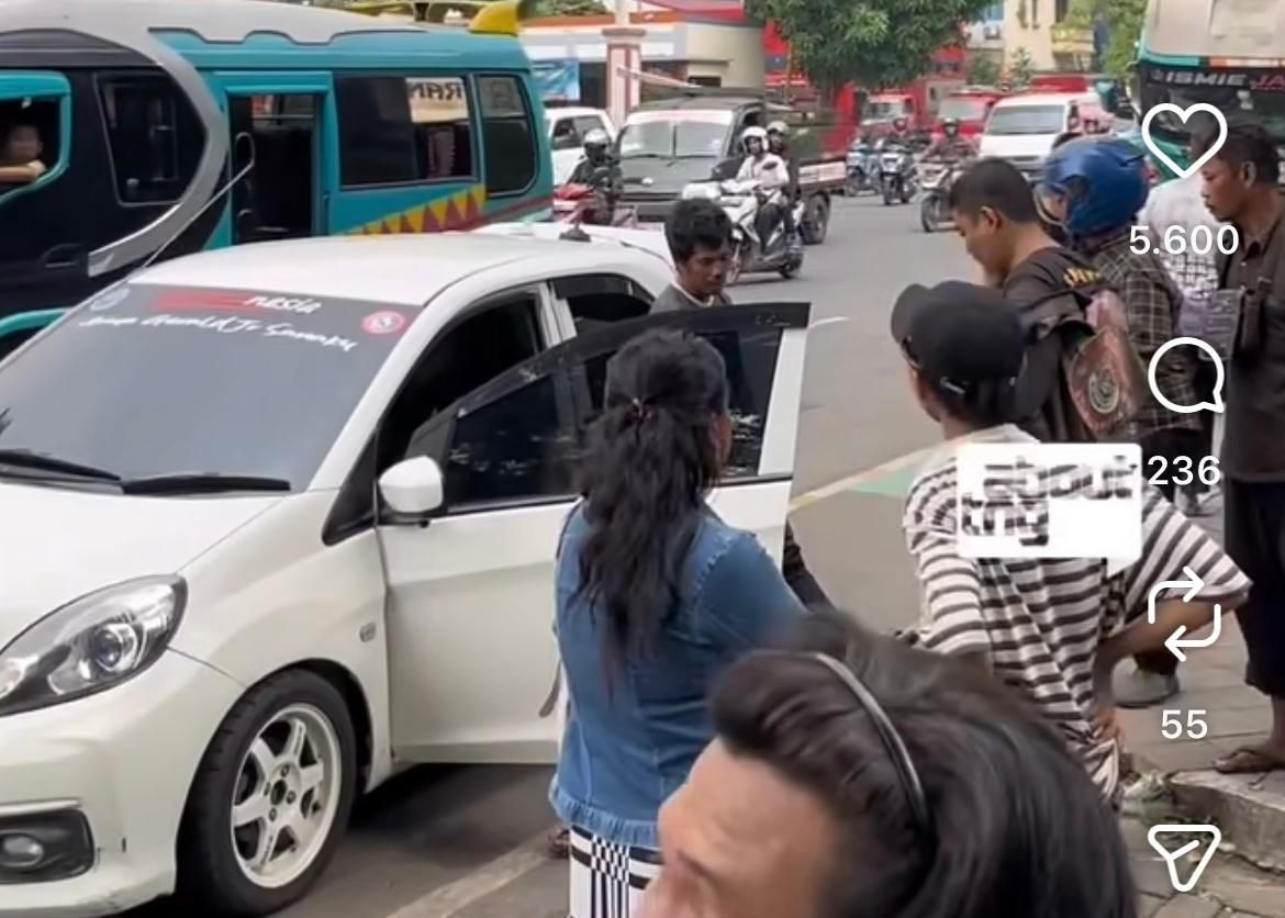 Pria tewas usai turun dari mobilnya.  <b>(Instagram)</b>