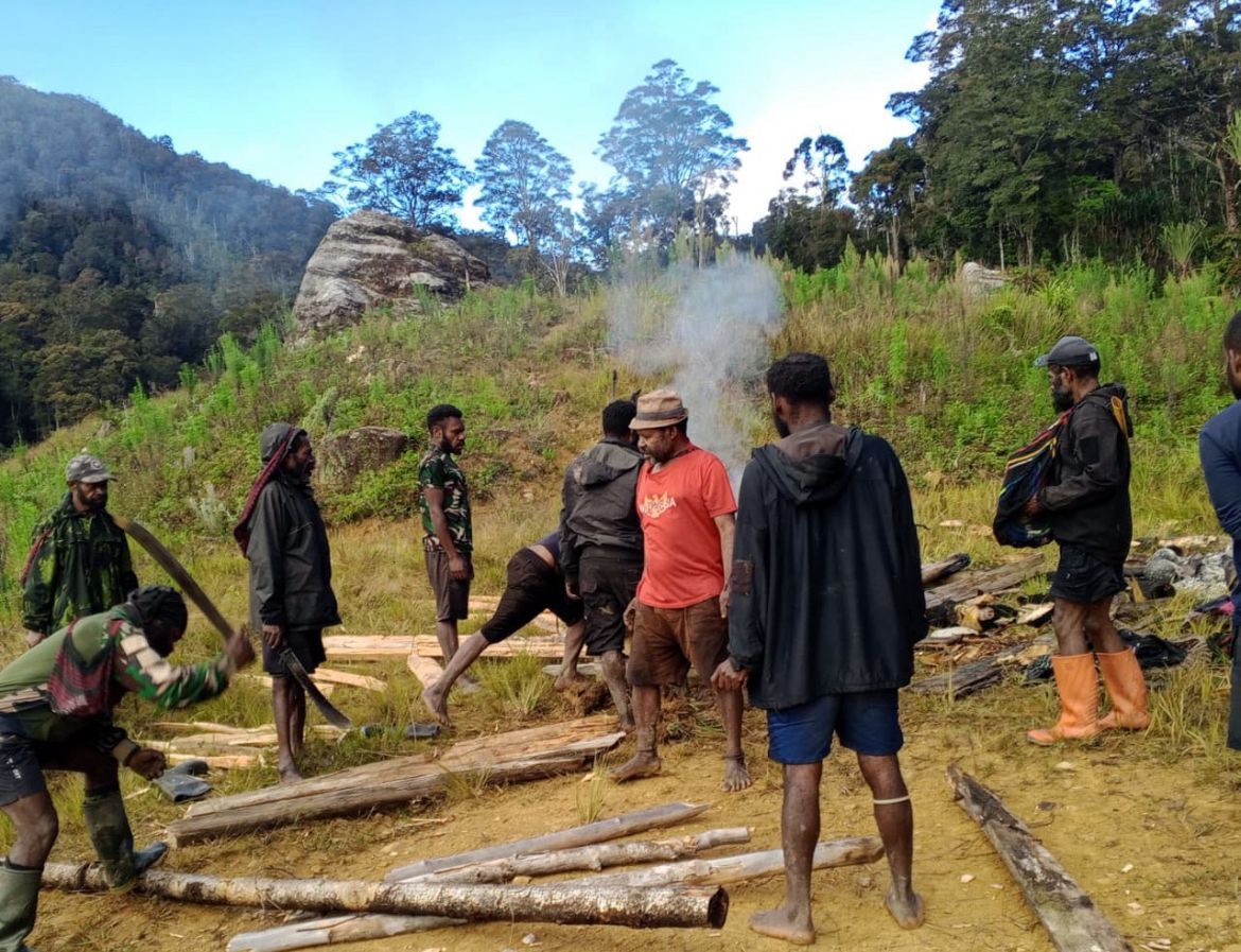 Ledakan di Kawasan Bekas Markas TPNPB-OPM di Kampung Toemalo Tewaskan Satu Warga  <b>(PUSPEN TNI)</b>