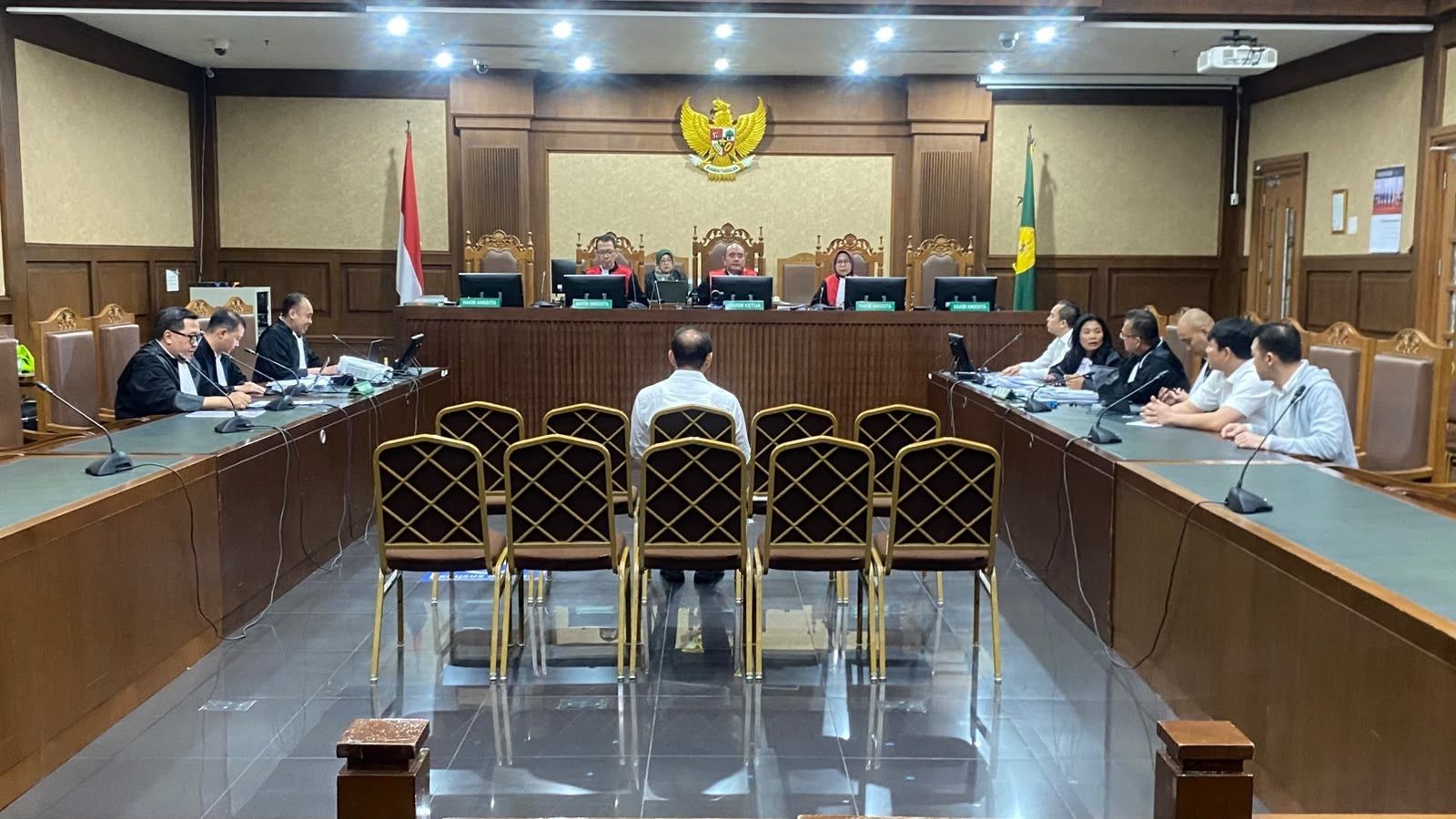 Nama Direktur Jenderal Bea dan Cukai Djaka Budhi Utama terus menjadi sorotan dalam perkara dugaan suap impor yang menyeret perusahaan forwarder Blueray Cargo <b>(Istimewa)</b>