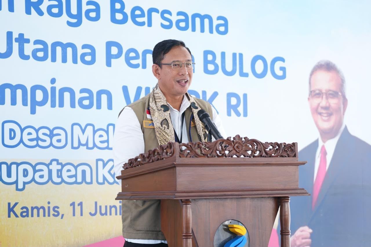 Direktur Utama Perum BULOG Letnan Jenderal TNI (Purn) Dr. Ahmad Rizal Ramdhani. <b>(BULOG)</b>