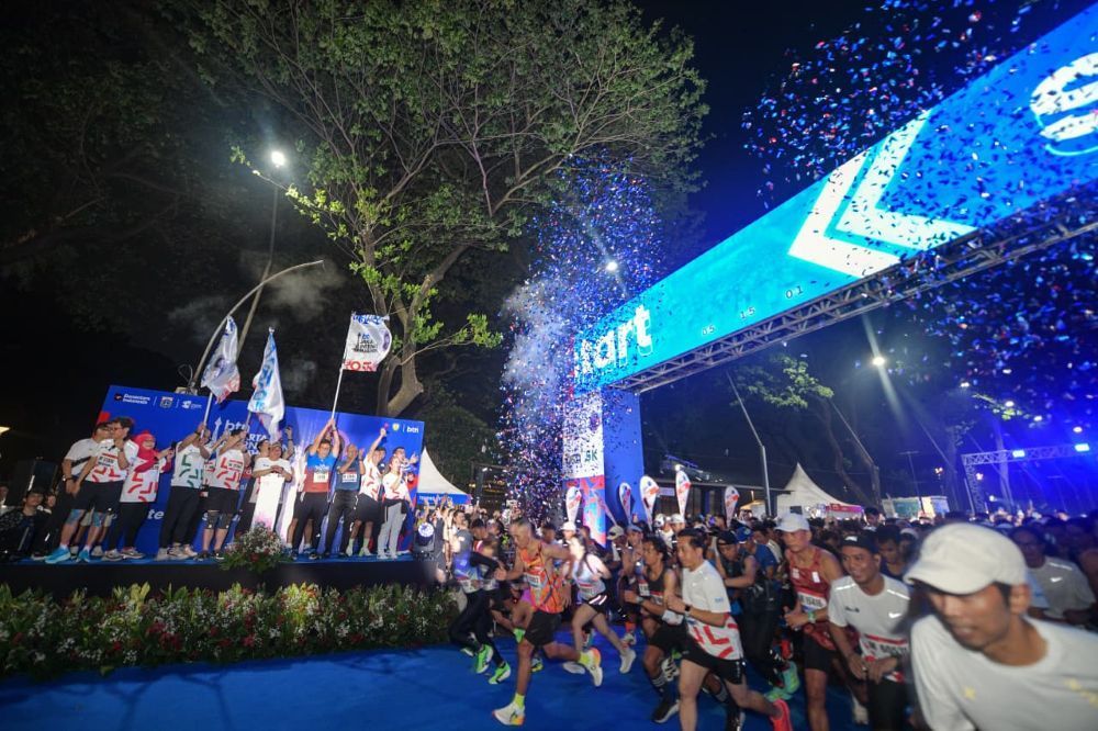 Sebanyak 20.500 pelari berhasil menuntaskan lomba dengan dukungan antusias masyarakat yang memadati sejumlah titik di sepanjang lintasan BTN Jakarta International Marathon 2026. (Foto: Dok/Istimewa/BTN)