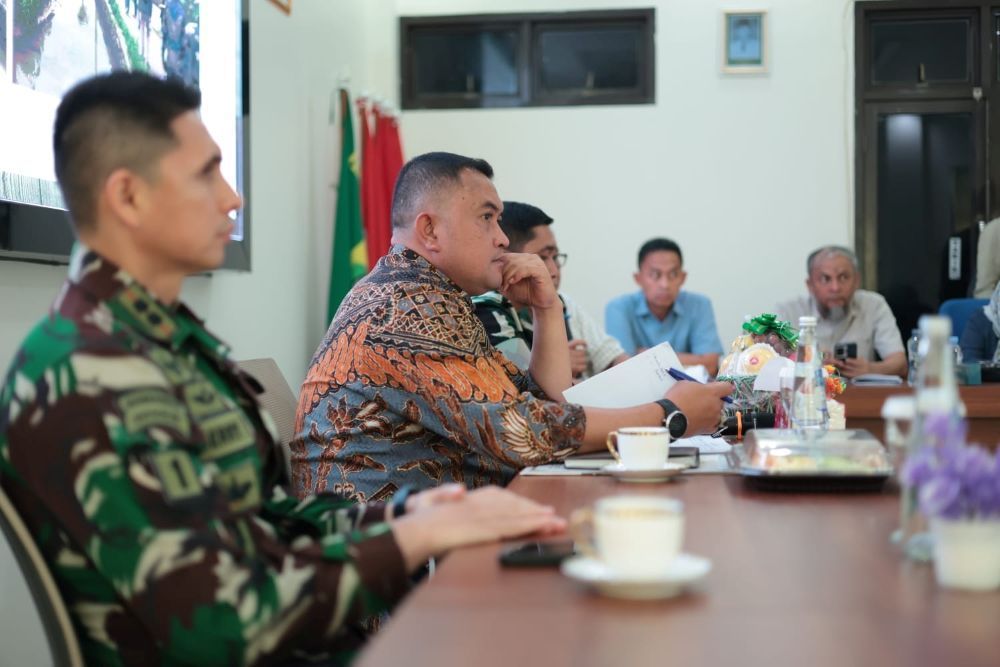 Bupati Bogor berkomitmen menangani banjir Bogor Utara lewat normalisasi irigasi. (Foto: Istimewa/bogorkab.go.id) 