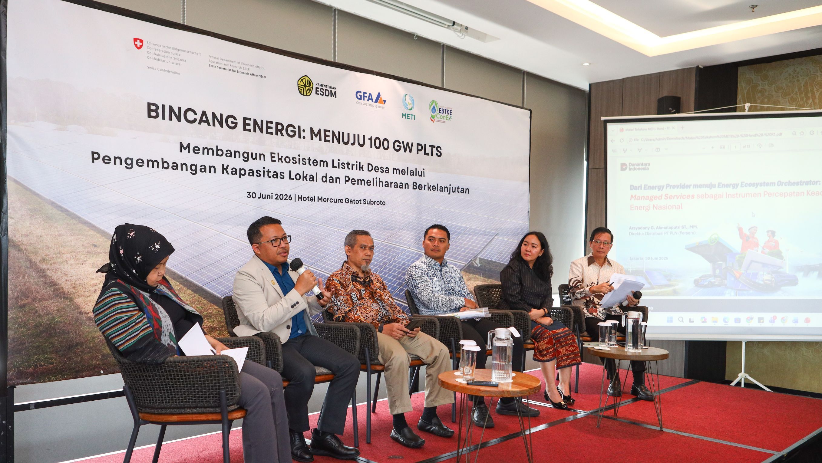forum Bincang Energi bertajuk "Menuju 100 GW: Membangun Ekosistem Listrik Desa melalui Pengembangan Kapasitas Lokal dan Pemeliharaan Berkelanjutan" yang diselenggarakan Masyarakat Energi Terbarukan Indonesia (METI) bersama Renewable Energy Skills Dev <b>(Istimewa)</b>
