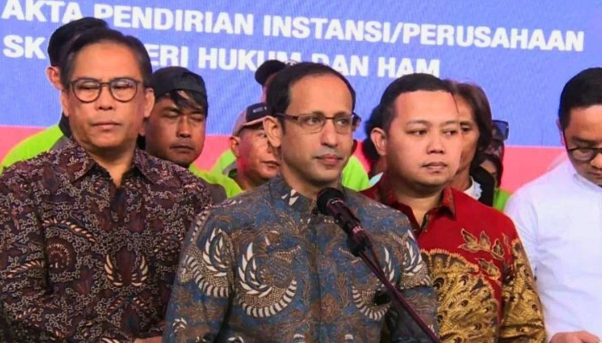 Mendikbudristek periode 2019-2024 Nadiem Anwar Makarim saat memberikan keterangan kepada media sebelum sidang putusan di Pengadilan Tipikor pada PN Jakpus, Selasa, 30 Juni 2026. <b>(Antara)</b>