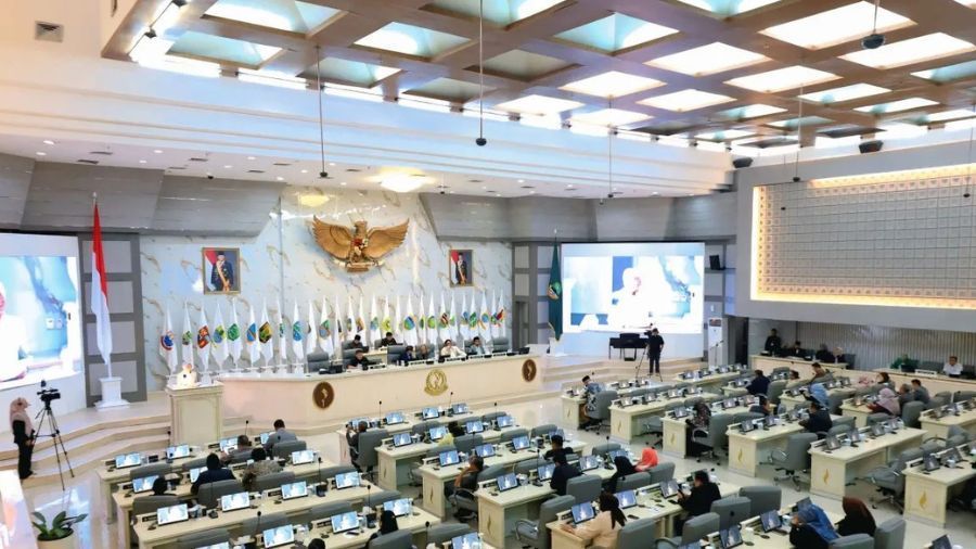 Rapat Paripurna di Gedung DPRD Jabar, Bandung, Kamis (2/7/2026). (ANTARA/Ricky Prayoga)