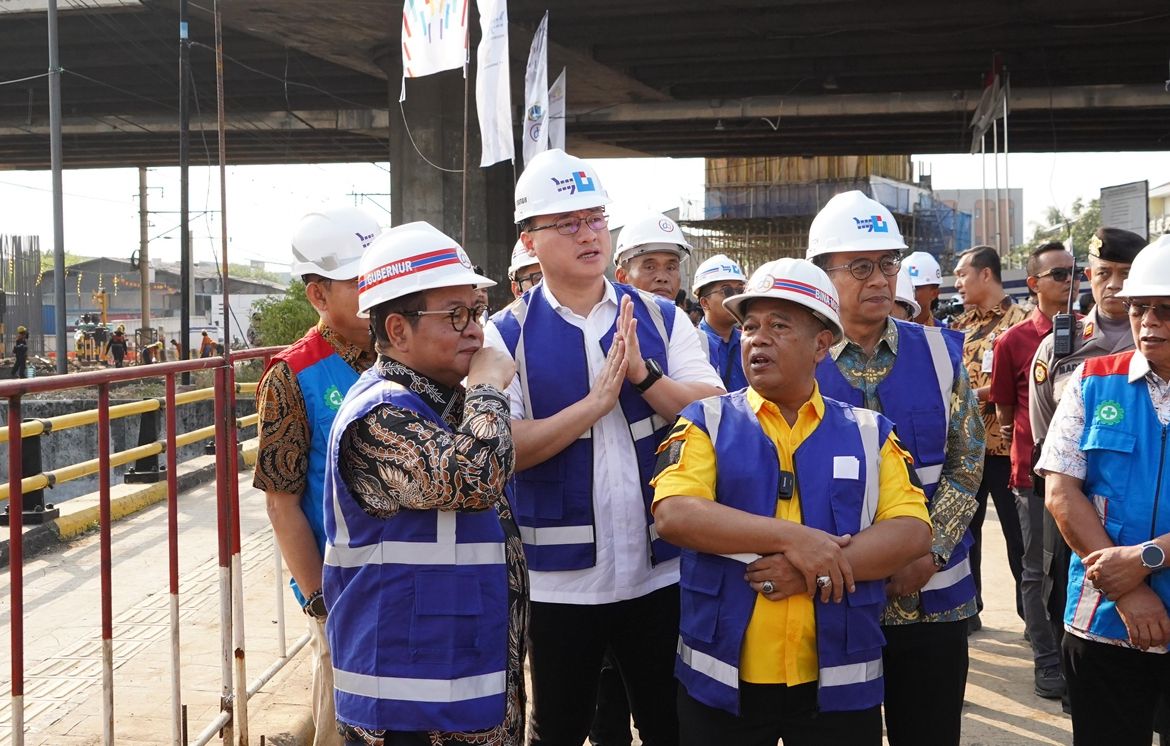 Pramono Anung bersama Anggota DPRD DKI Jakarta, Hardiyanto Kenneth <b>(Istimewa)</b>