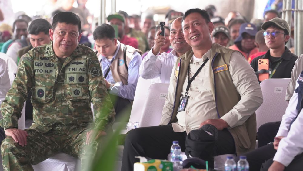 Gerakan Tanam Padi Serentak yang dipimpin Menteri Pertanian Republik Indonesia, Andi Amran Sulaiman, di lokasi cetak sawah Desa Waninggap Kai, Distrik Semangga, Kabupaten Merauke, Papua Selatan. (Istimewa)