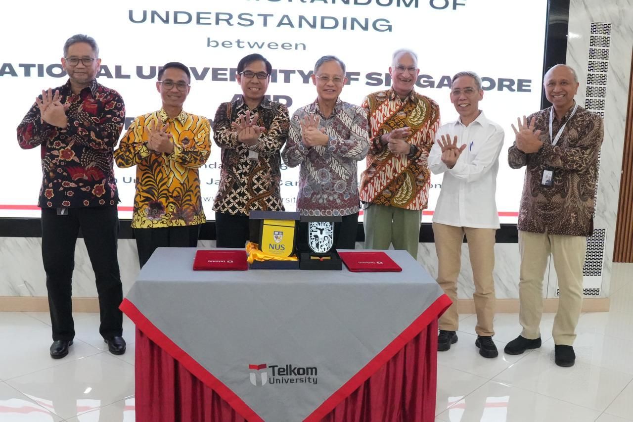 Telkom Perkuat Ekosistem Talenta Digital dan Inovasi Global melalui Kolaborasi Telkom University&ndash;National University of Singapore.