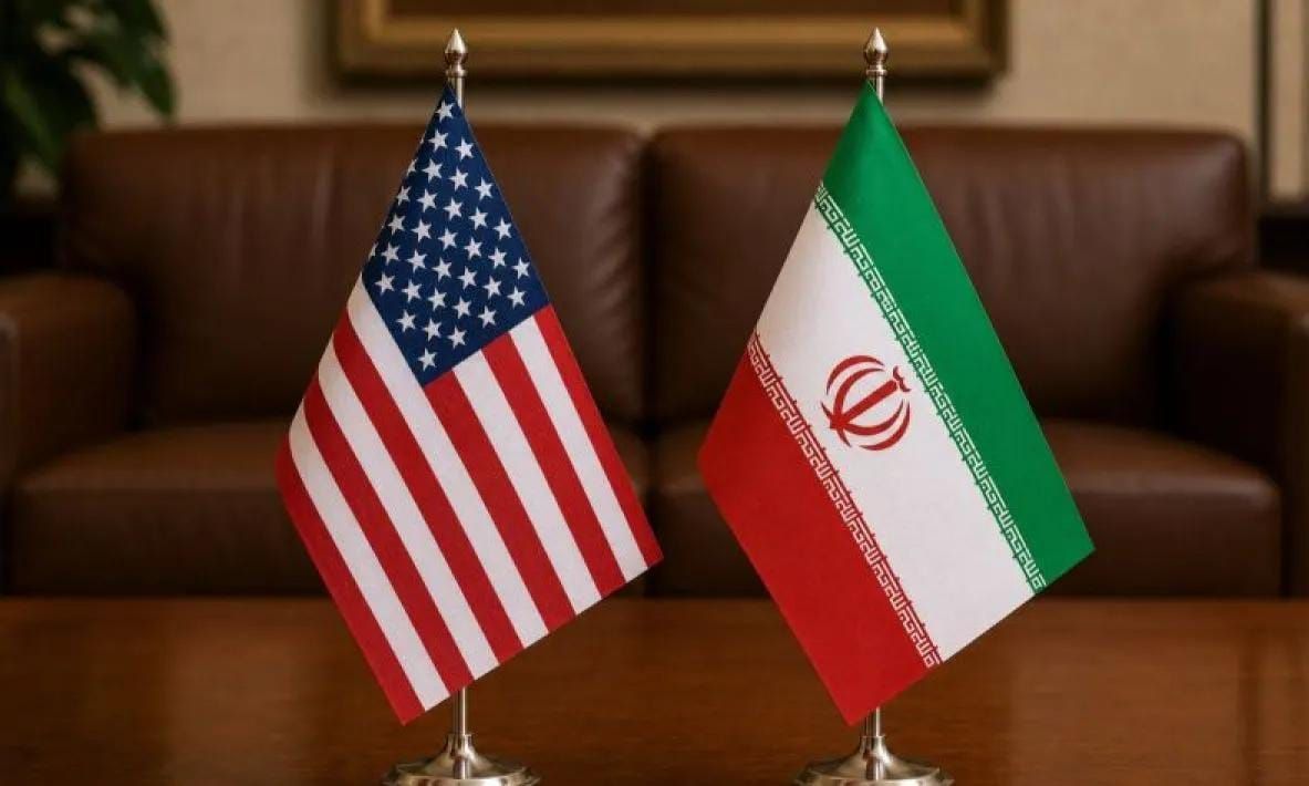 Ilustrasi - Miniatur bendera Amerika Serikat dan Iran. <b>(Antara)</b>