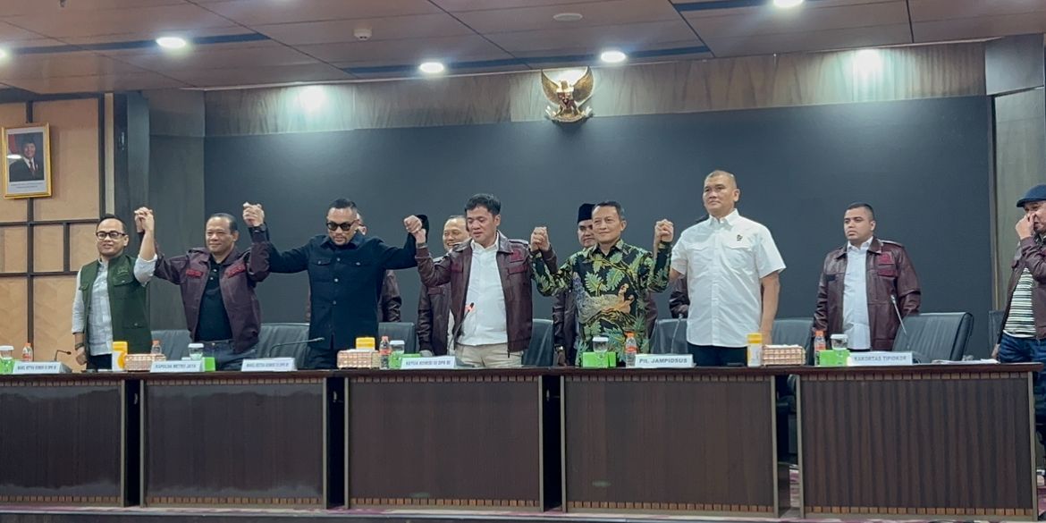 Korps Pemberantasan Tindak Pidana Korupsi (Kortastipidkor) Polri resmi melimpahkan penanganan tiga perkara dugaan korupsi yang berkaitan dengan sektor batu bara, PT Asabri, dan PT Krakatau Steel kepada Kejaksaan Agung RI <b>(NTVnews)</b>