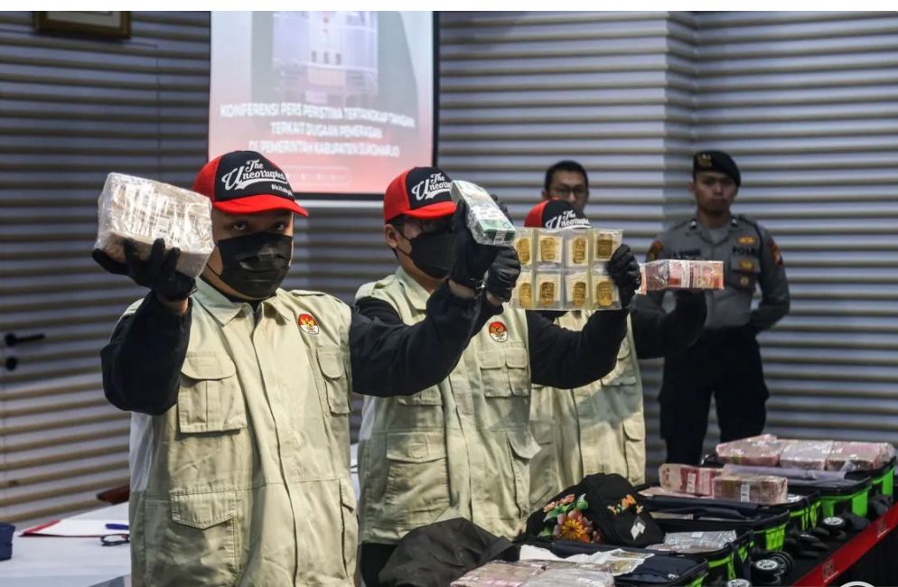 Barang Bukyi KPK Bupati Sukoharjo <b>(ANTARA)</b>