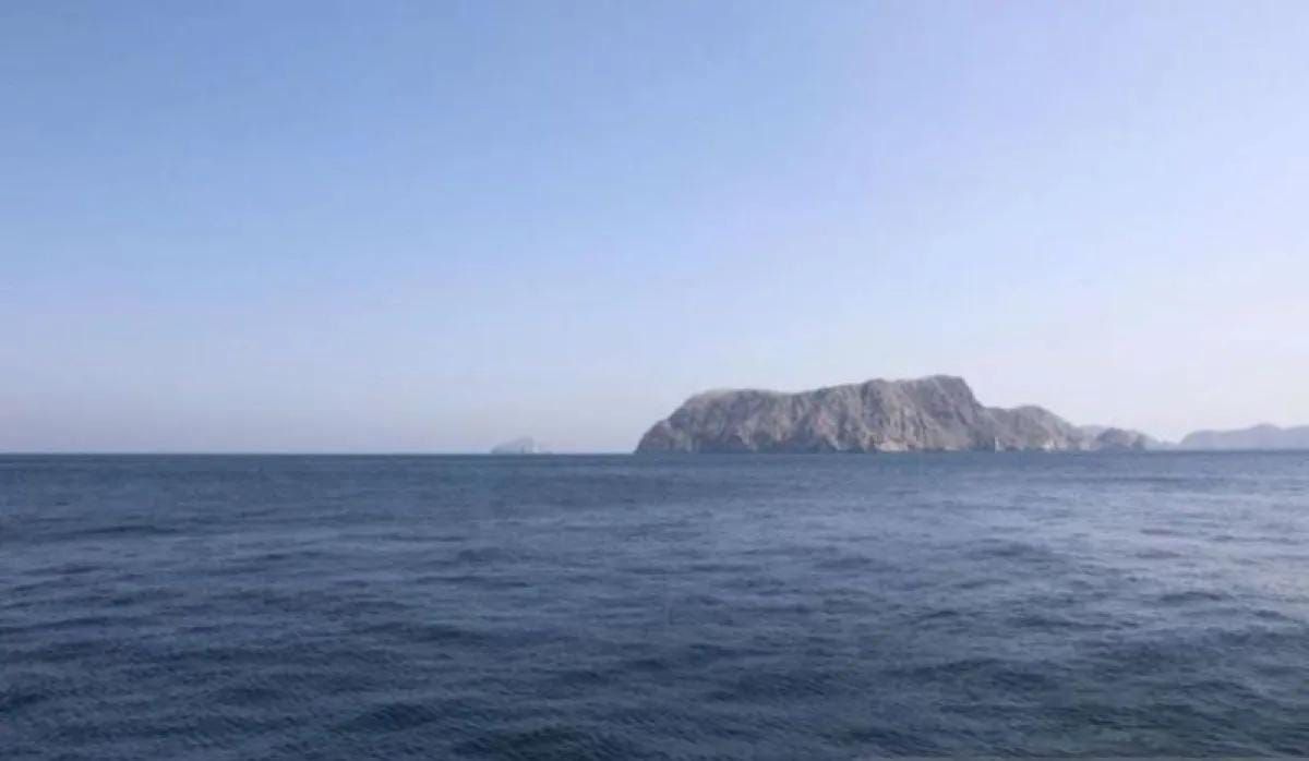 Foto arsip ini menunjukkan Selat Hormuz, Iran, Rabu, 19 Februari 2025 <b>(Antara)</b>