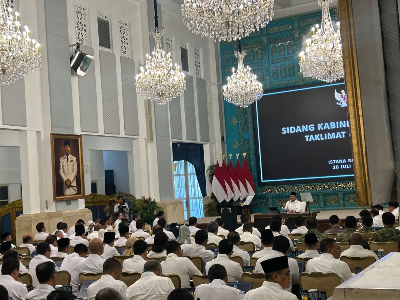Prabowo Subianto Pimpin Sidang Kabinet Paripurna di Istana Negara <b>(NTVnews)</b>
