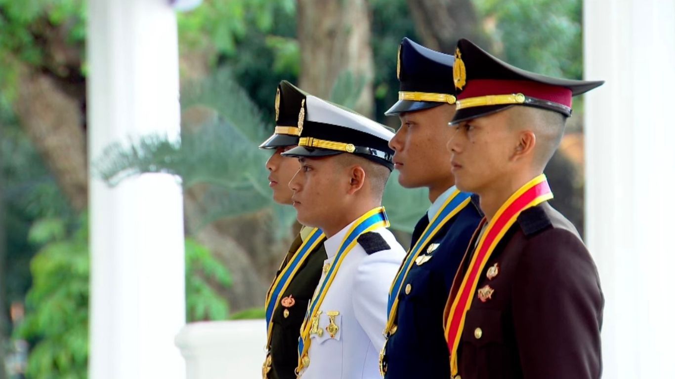 Peraih Adhi Makayasa dari Akmil, AAL, AAU, dan Akpol <b>(Youtube Sekretariat Presiden)</b>