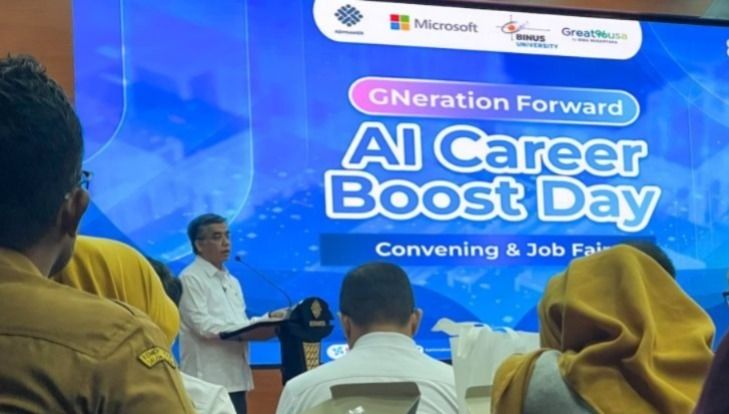 Menteri Ketenagakerjaan Yassierli berbicara dalam pembukaan Pameran Kesempatan Kerja/Job Fair bertajuk AI Career Boost Day 2026 yang digelar Kementerian Ketenagakerjaan di Jakarta, Selasa, 28 Juli 2026.  <b>(Antara)</b>