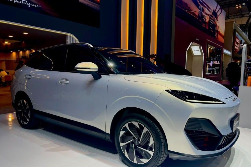 Lepas resmi meluncurkan mobil listrik premium di Indonesia, Lepas E4 EV di GIIAS 2026.&nbsp;(Foto: Dok/Istimewa/Lepas Indonesia)