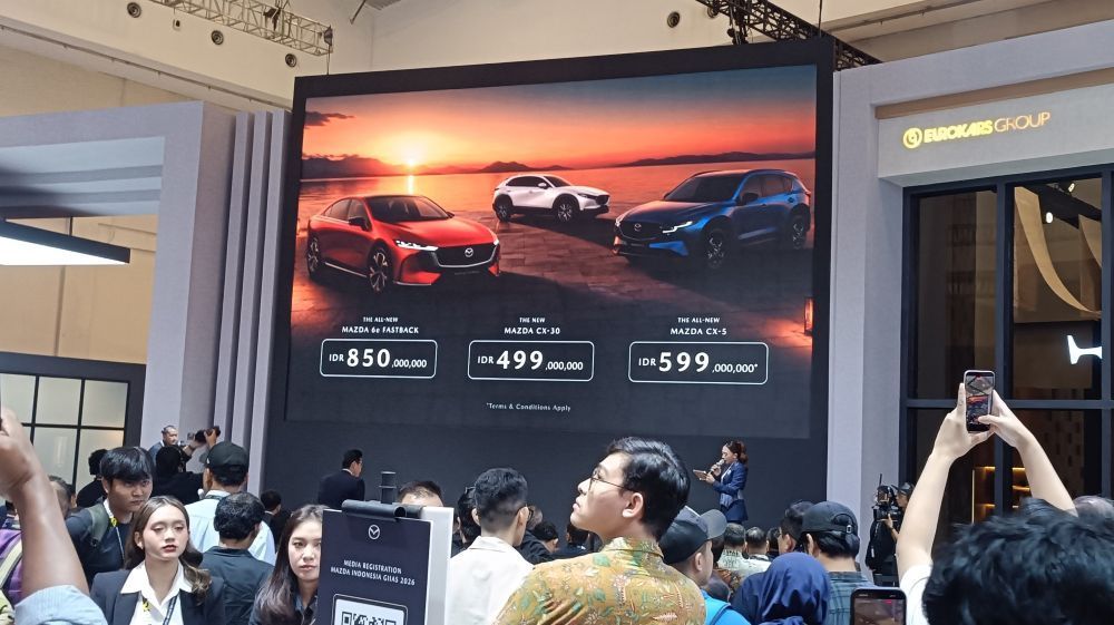 Mazda meluncurkan tiga mobil baru di GIIAS 2026. (Foto: Adiantoro/NTV) 
