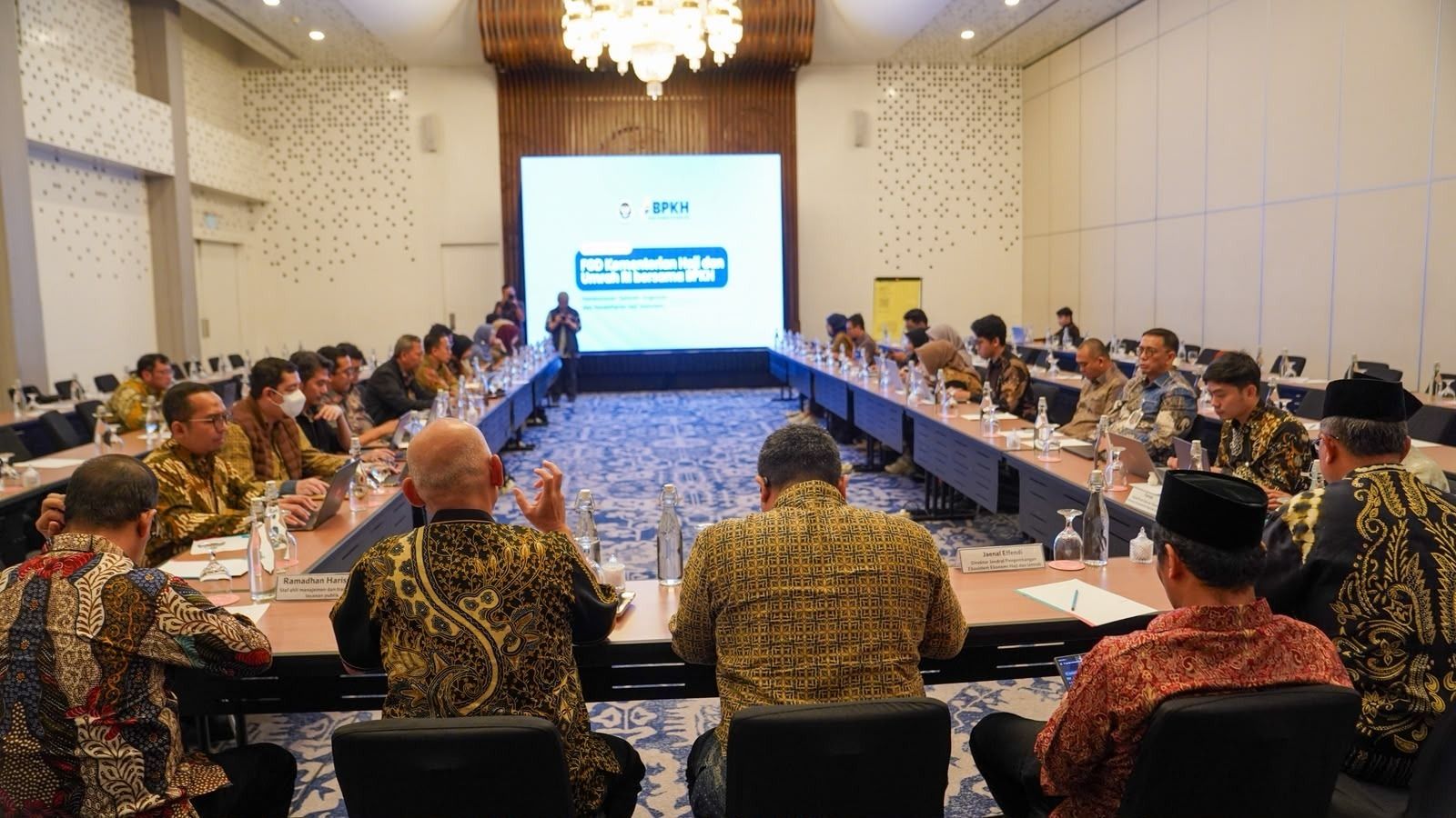 BPKH dan Kementerian Haji dan Umrah Siapkan Layanan Setoran Angsuran dan Seamless Services, Permudah Perjalanan Haji Jemaah Indonesia.