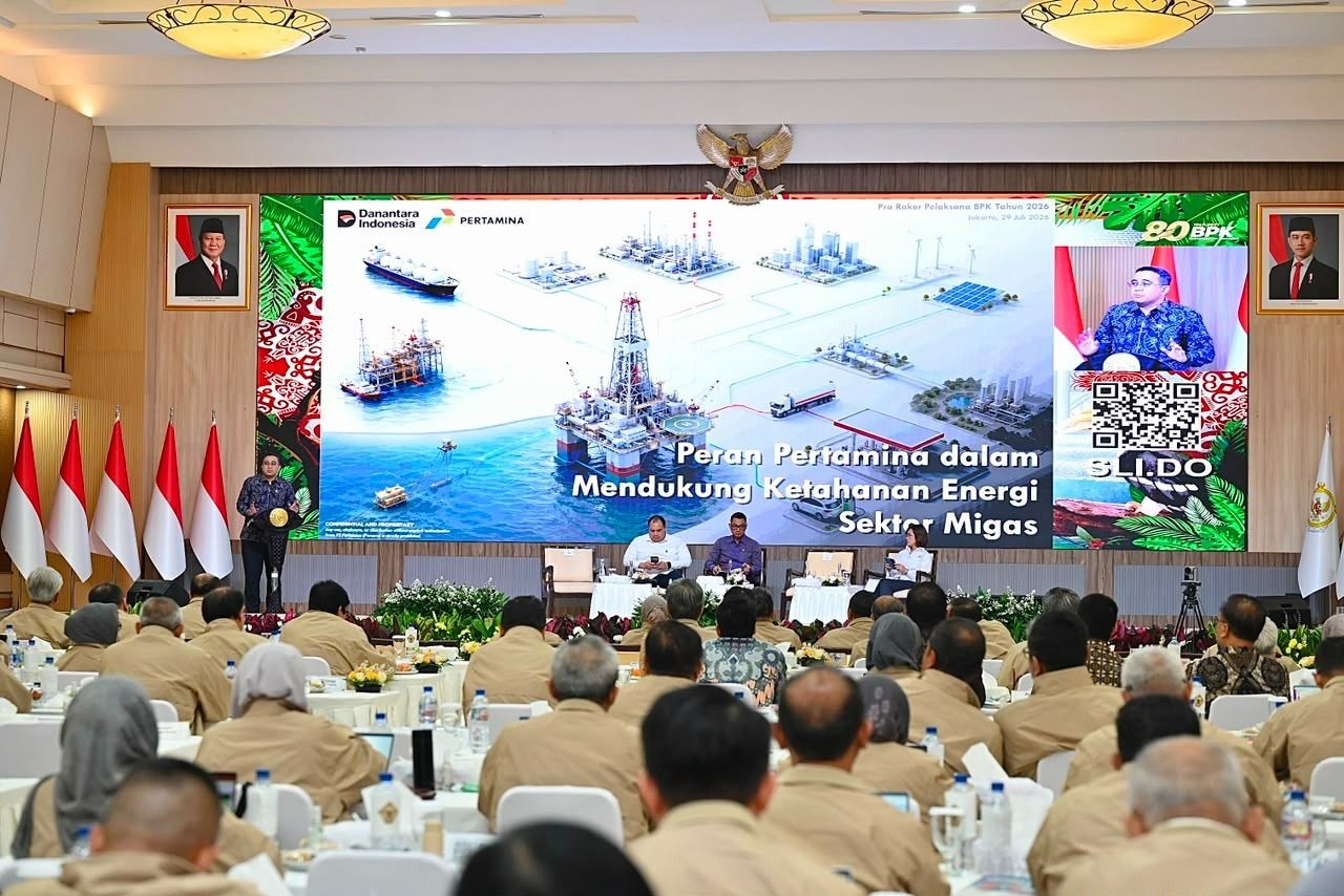 diskusi panel, yang digelar oleh Badan Pemeriksa Keuangan (BPK), bertajuk "BPK Bermartabat dan Bermanfaat: BPK Mendukung Program Ketahanan Energi". <b>(Pertamina)</b>