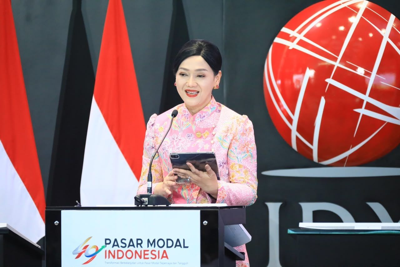 Ketua Dewan Komisioner Otoritas Jasa Keuangan (OJK) Friderica Widyasari Dewi mengusulkan agar 10 Agustus ditetapkan sebagai Hari Pasar Modal Indonesia.