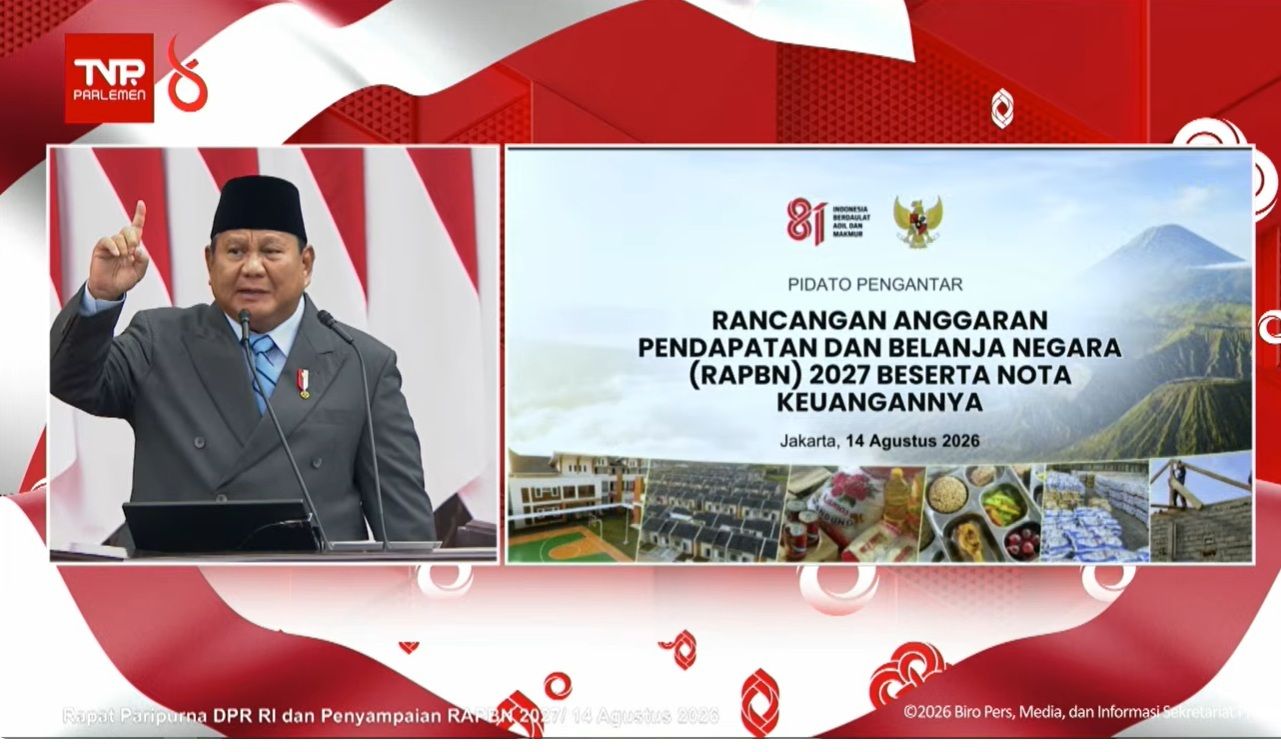 Presiden Prabowo Subianto menyampaikan pidato Nota Keuangan dan RAPBN 2027 di Gedung DPR, Jakarta, Jumat, 14 Agustus 2026.  <b>(TV Parlemen)</b>