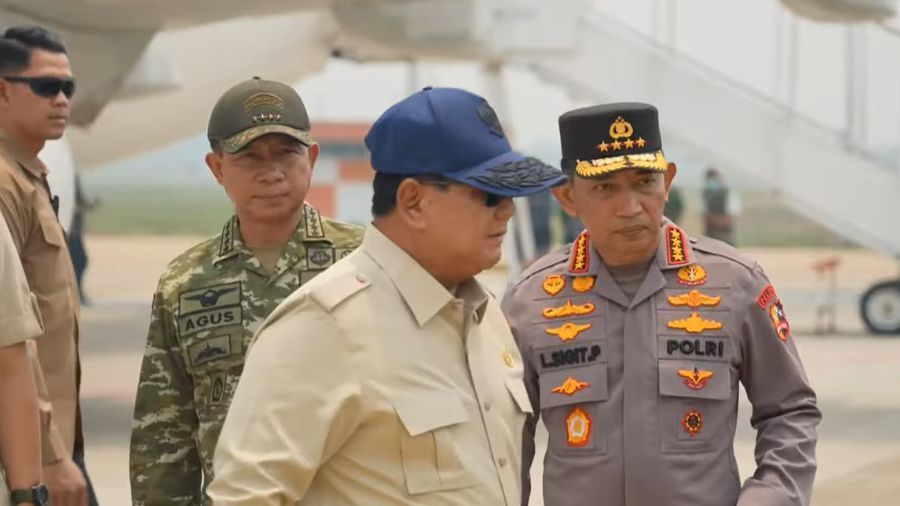 Prabowo Tiba di Kalimantan <b>(YouTube Sekretariat Presiden)</b>