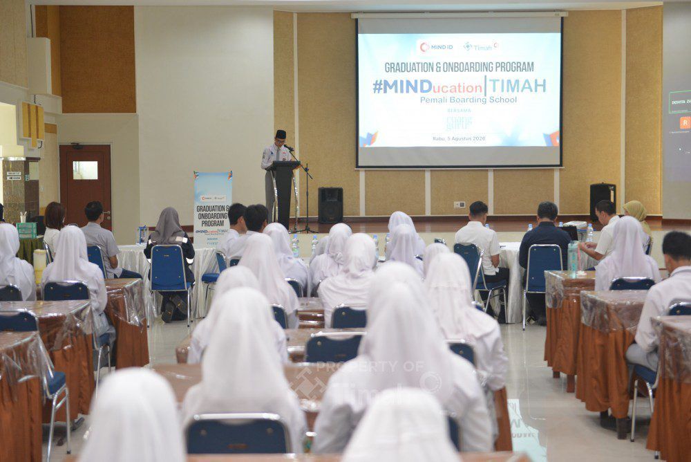 Anak-anak di Asrama Pemali Boarding School  <b>(MIND ID)</b>