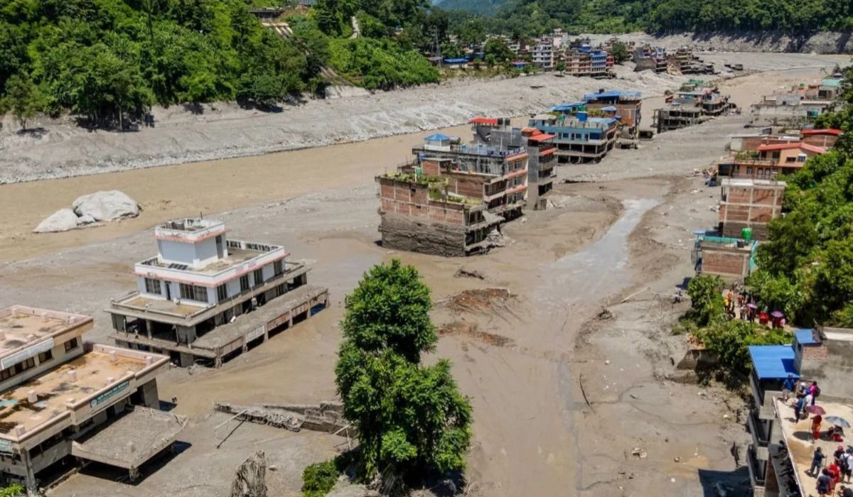 Foto udara suasana rumah yang terdampak banjir bandang dan tanah longsor di Nuwakot, Nepal, Kamis, 27 Agustus 2026. Otoritas Manajemen Pengurangan Risiko Bencana Nasional Nepal menyatakan bahwa sebanyak 359 jenazah telah ditemukan di wilayah-wilayah  <b>(Antara)</b>
