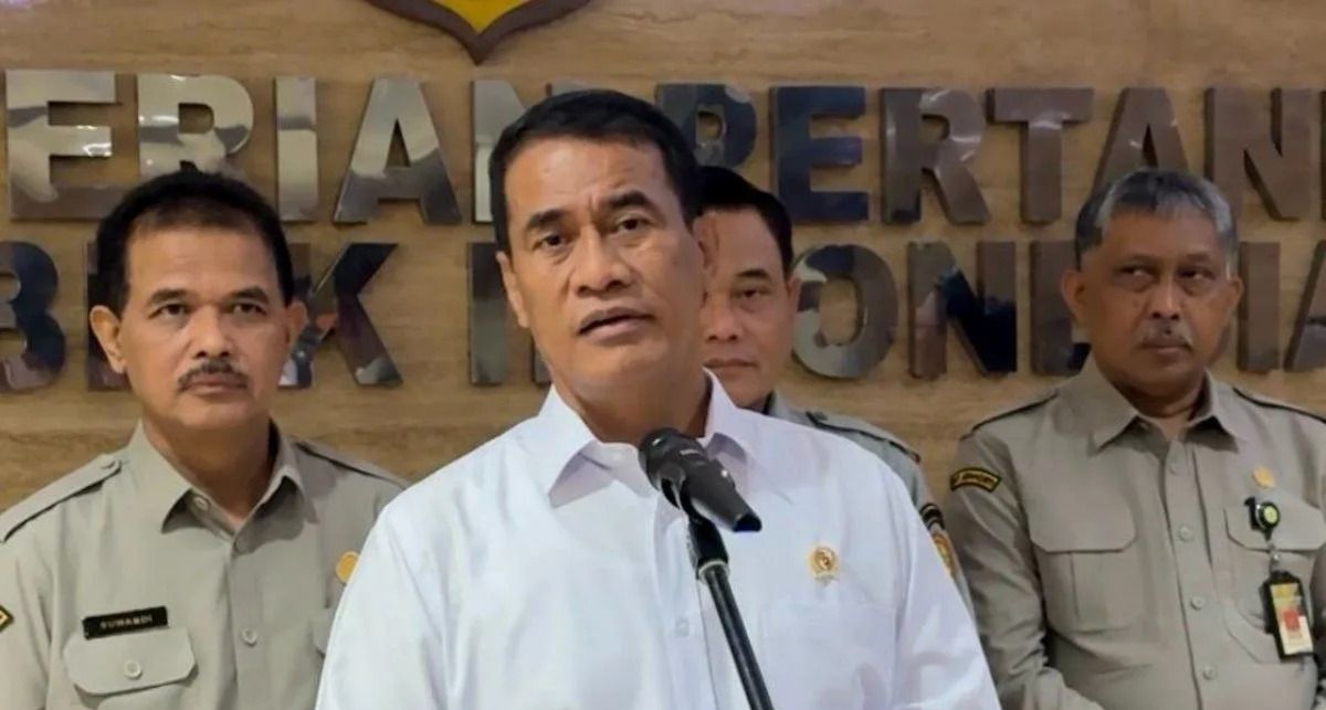 Menteri Pertanian Andi Amran Sulaiman memberi keterangan kepada awak media di Jakarta <b>(Antara)</b>