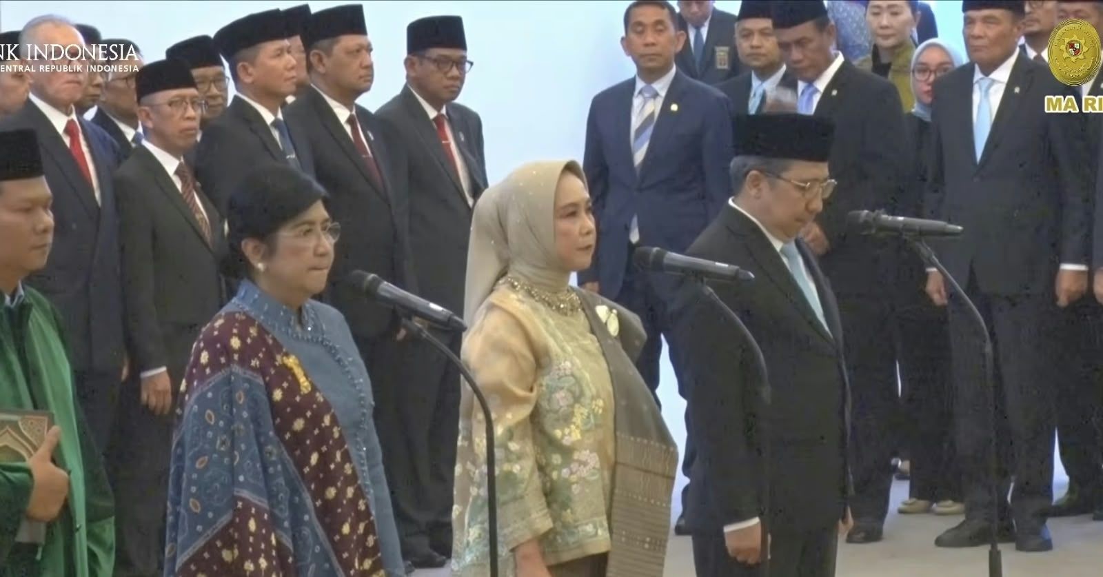 Destry Damayanti resmi menjabat sebagai Gubernur Bank Indonesia (BI) periode 2026-2031 setelah mengucapkan sumpah jabatan di Mahkamah Agung (MA), Jakarta Pusat, Rabu 2 September 2026.