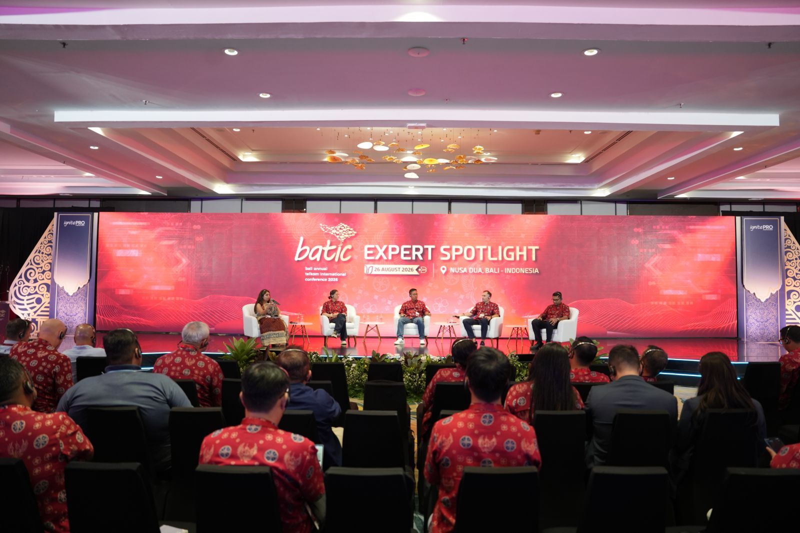Suasana sesi diskusi 