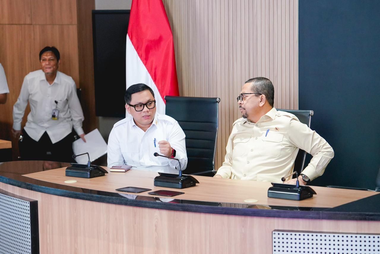 Timothy Ivan Triyono, Deputi II Badan Komunikasi Pemerintah (Bakom RI) bersama Muhammad Qodari, Kepala Bakom RI (Foto: Istimewa) 