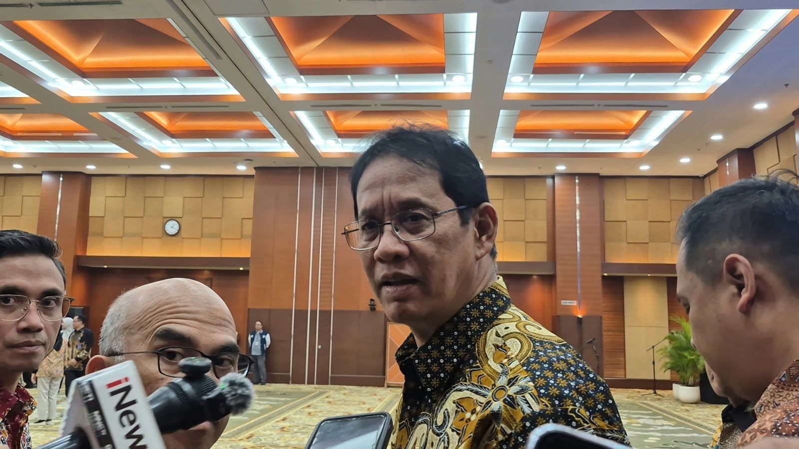 Menteri Keuangan (Menkeu) Purbaya Yudhi Sadewa mengungkapkan anggaran untuk pembukaan rekening bank secara massal bagi masyarakat tidak akan mencapai Rp11 triliun.  <b>(Ntvnews.id-Muslimin Trisyuliono)</b>