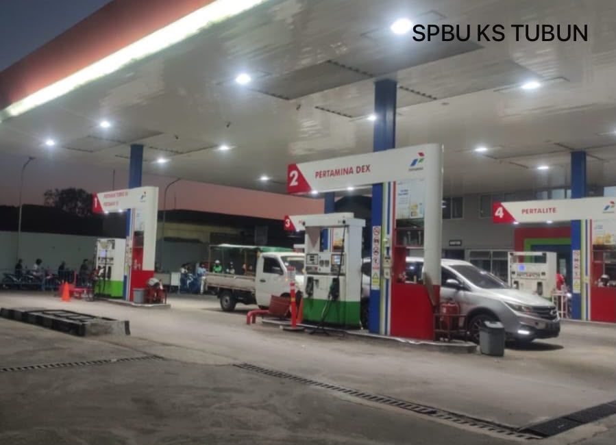 Suasana operasional dan pelayanan BBM di SPBU KS Tubun, Kota Makassar