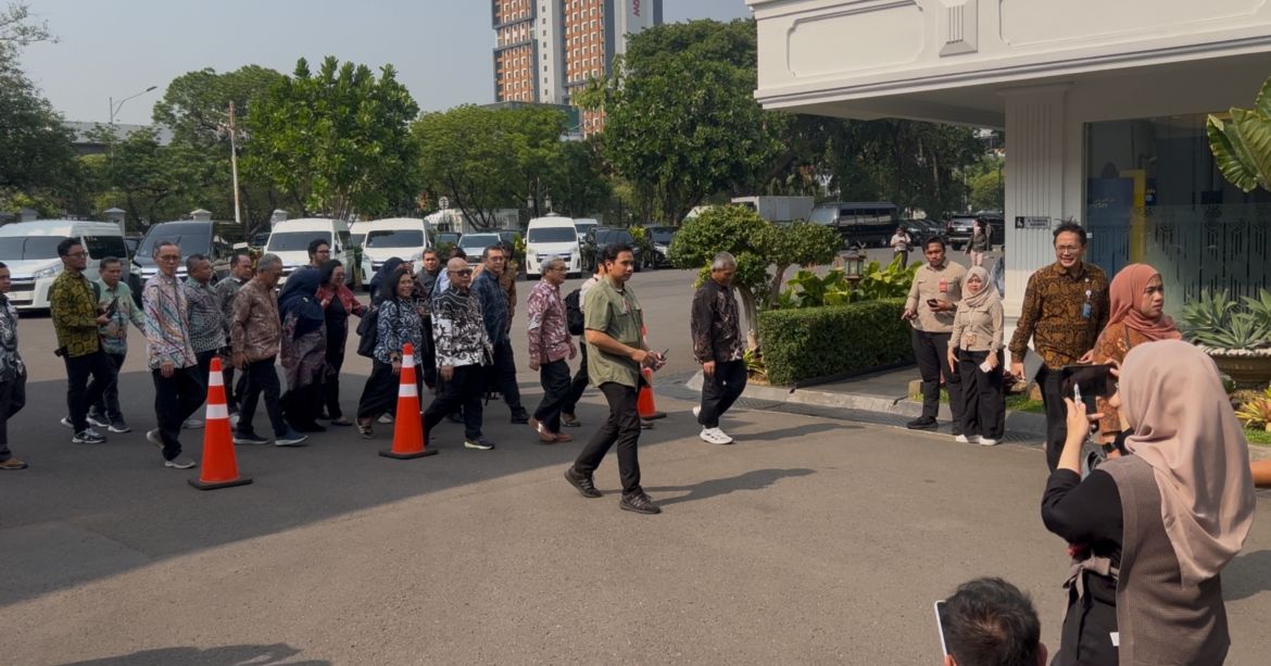 Prabowo Subianto mengundang para pakar untuk rapat di Istana Kepresidenan Jakarta, Kamis, 24 September 2026 <b>(NTVnews)</b>