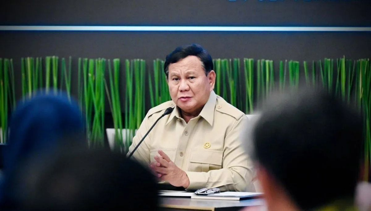 Arsip - Presiden Prabowo Subianto dalam acara diskusi bersama sejumlah akademisi mengenai pengelolaan lahan gambut dan potensi kebakaran di Istana Merdeka, Jakarta, Kamis, 24 September 2026. <b>(Antara)</b>