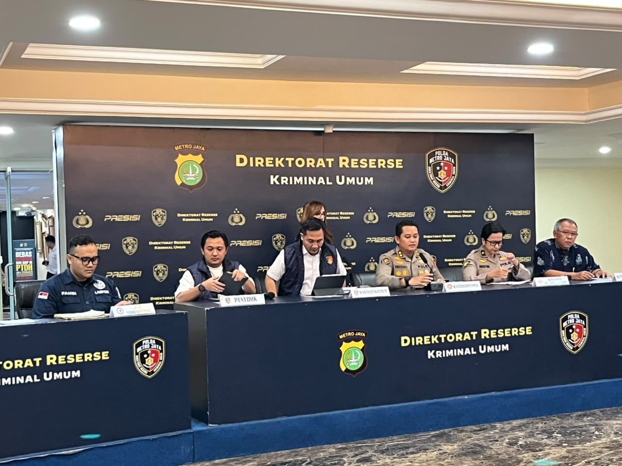 konferensi pers di Polda Metro Jaya, Rabu, 30 September 2026. <b>(Ntvnews.id/Adiansyah)</b>