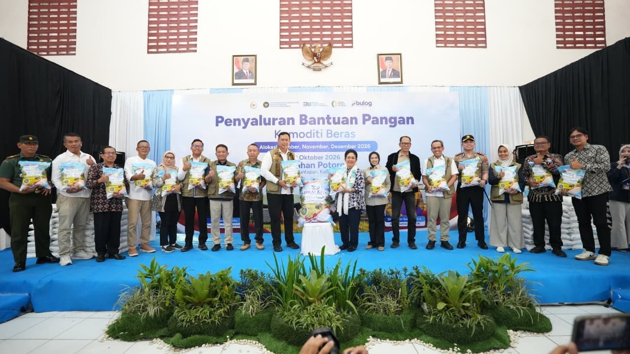 Sinergi pemangku kepentingan: Peluncuran kemasan baru Beras Kita Medium turut dihadiri oleh Ketua Komisi IV DPR RI, Direktur Utama Perum BULOG, serta unsur Forkopimda Kabupaten Bantul untuk mendukung keberlanjutan program pangan pemerintah.