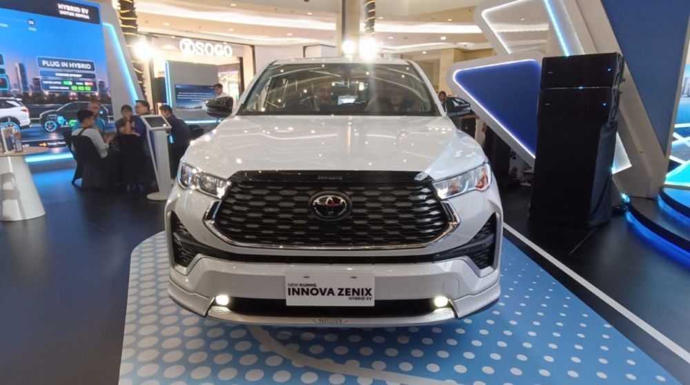 T Intouch with Toyota Remote tersedia pada Toyota Kijang Innova Zenix Improvement 2026. (Foto: Adiantoro/NTV) 