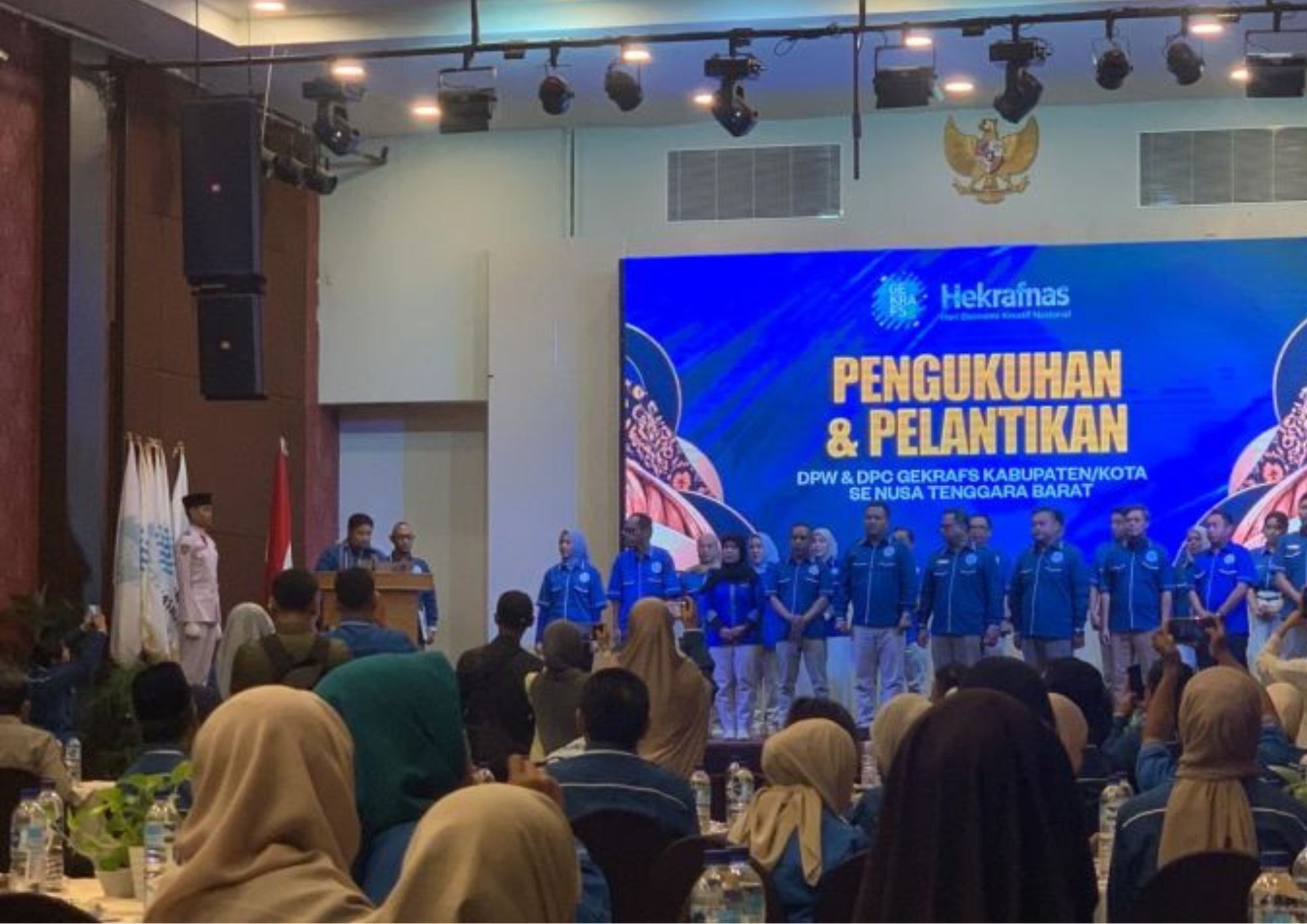 Pelantikan dan pengukuhan pengurus Gerakan Ekonomi Kreatif Nasional (Gekrafs) NTB <b>(Antara)</b>