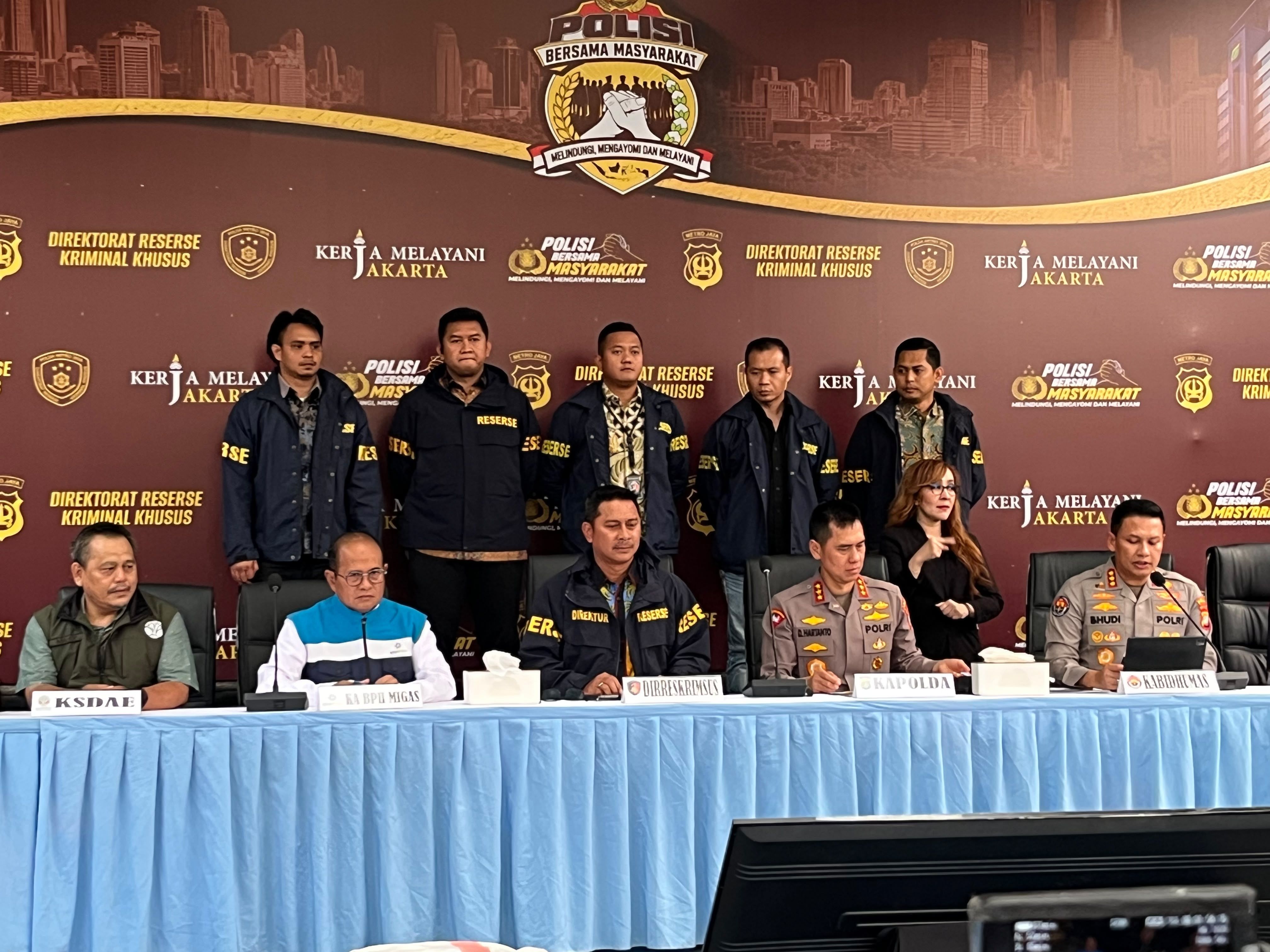 Polda Metro Bongkar 5 Kasus Dugaan Tindak Pidana, BBM hingga Sisik Trenggiling  <b>(Ntvnews.id/Adiansyah)</b>