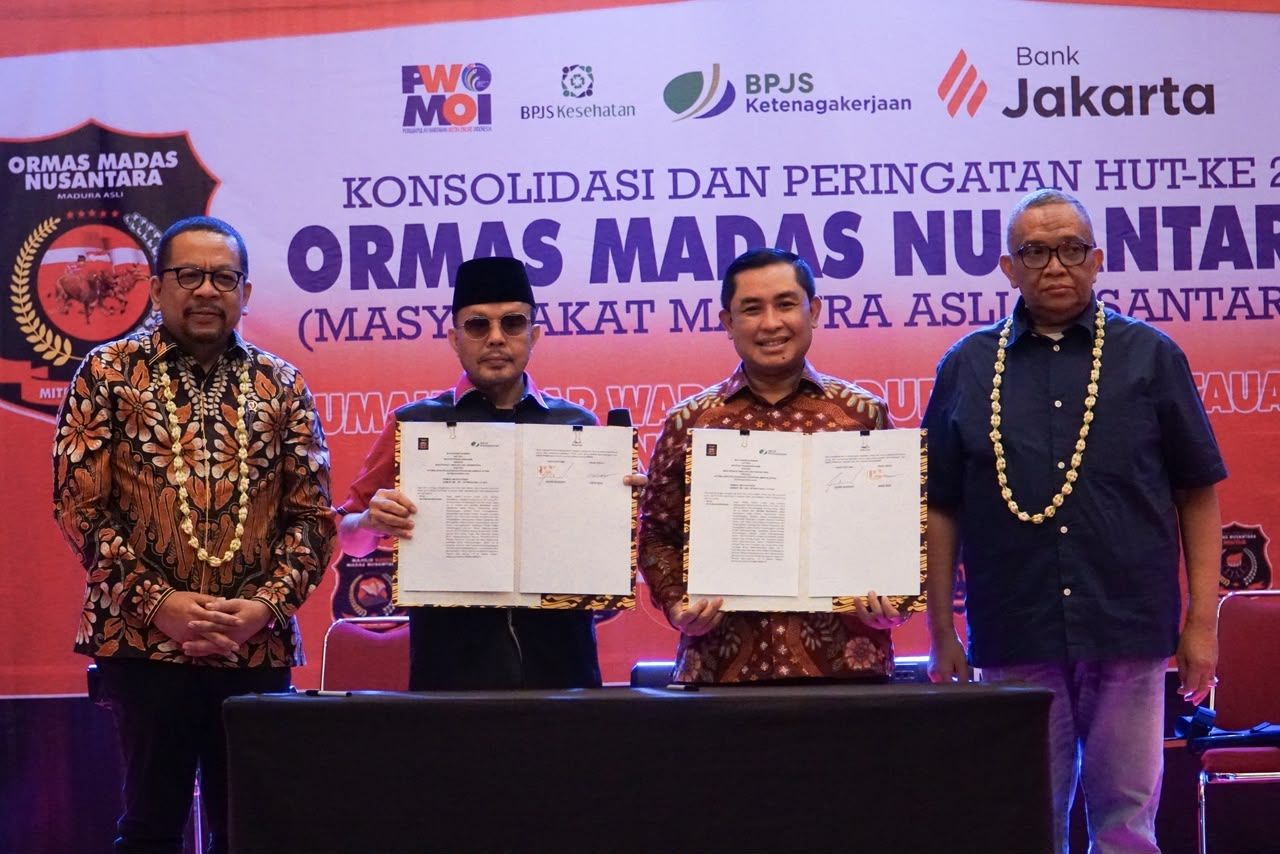 Dokumen Nota Kesepahaman (MoU) kerja sama perluasan perlindungan jaminan sosial ketenagakerjaan. <b>(Istimewa)</b>