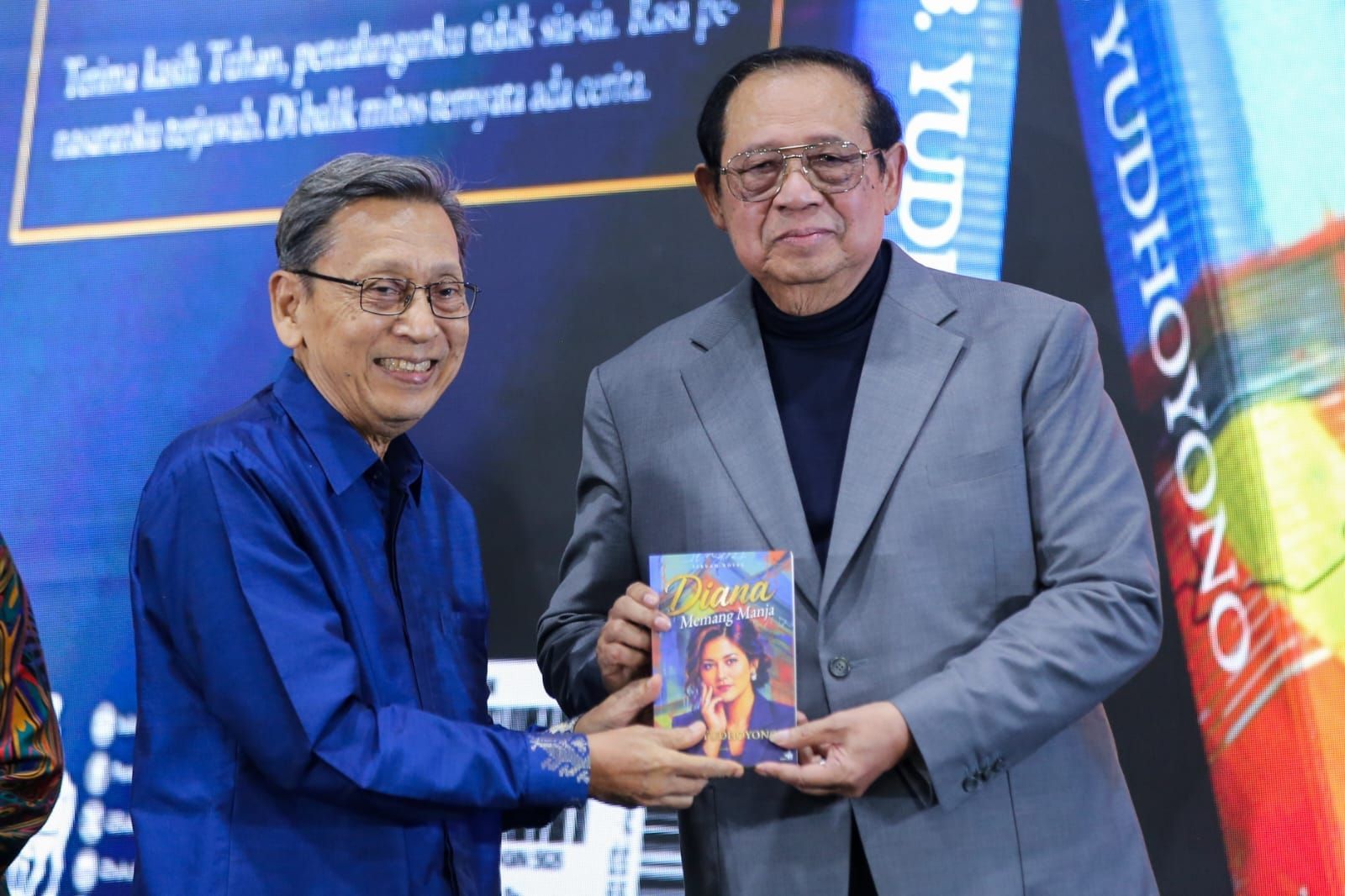 SBY dan Novel Diana Memang Manja <b>(Ist)</b>