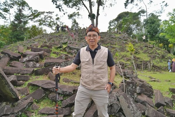 Menbud Fadli Zon Bakal Lanjutkan Penelitian Situs Megalitik Gunung Padang